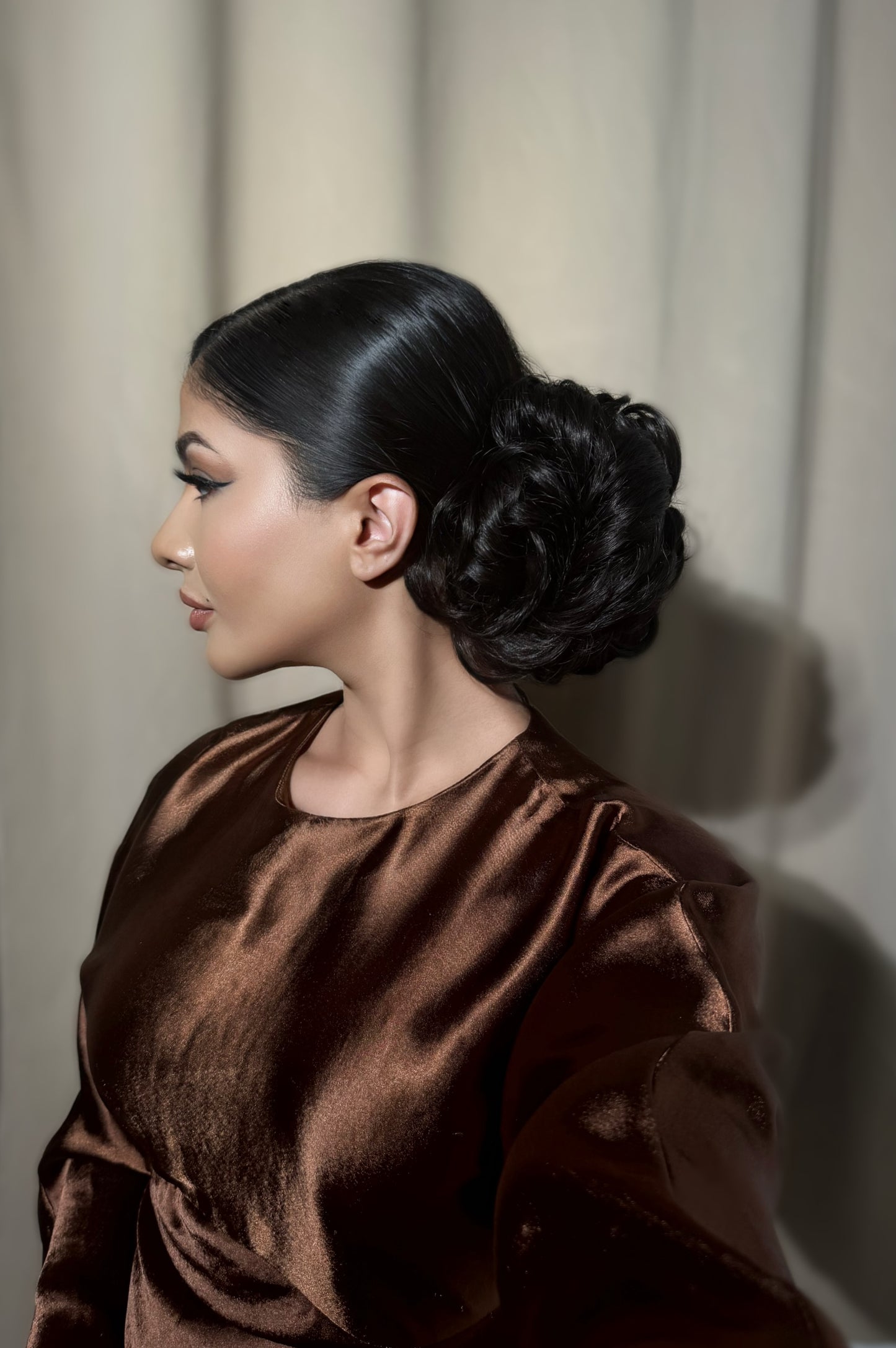 NKind Glam Bun